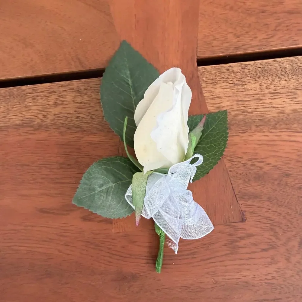 Lot‎ of 40 groomsman wedding boutonniere prom dance silk flower white rose true